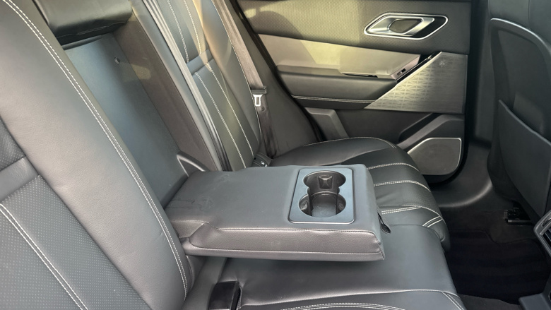 Land Rover Range Rover Velar 2.0 D200 SE 5dr Auto Diesel Estate